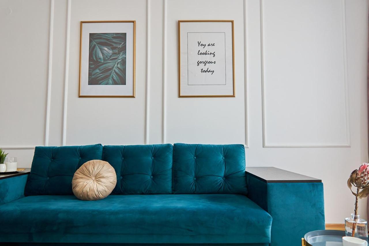Lux Apartment Мукачеве Екстериор снимка