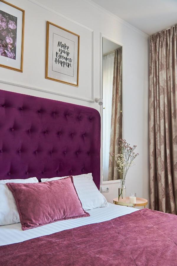 Lux Apartment Мукачеве Екстериор снимка