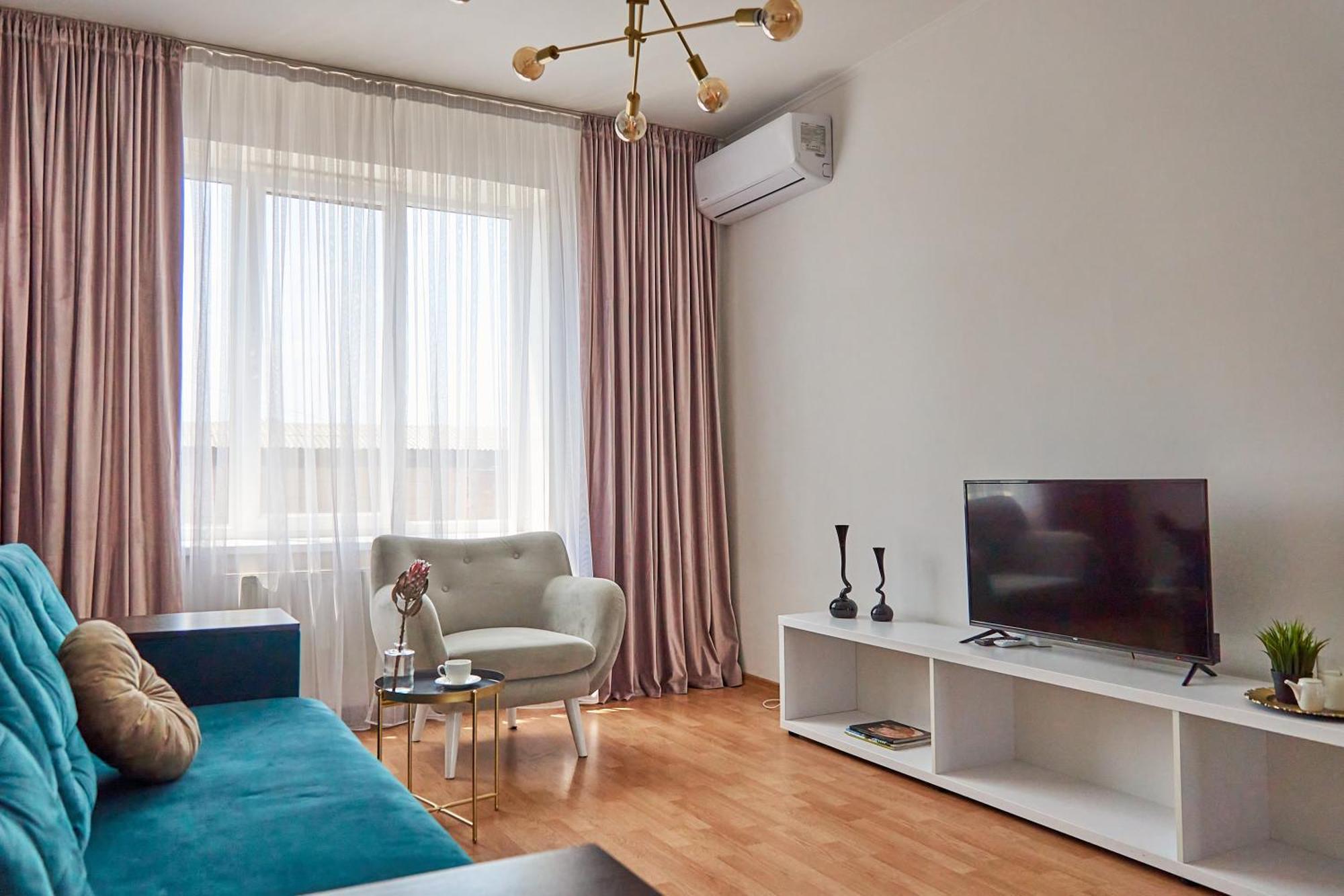 Lux Apartment Мукачеве Екстериор снимка