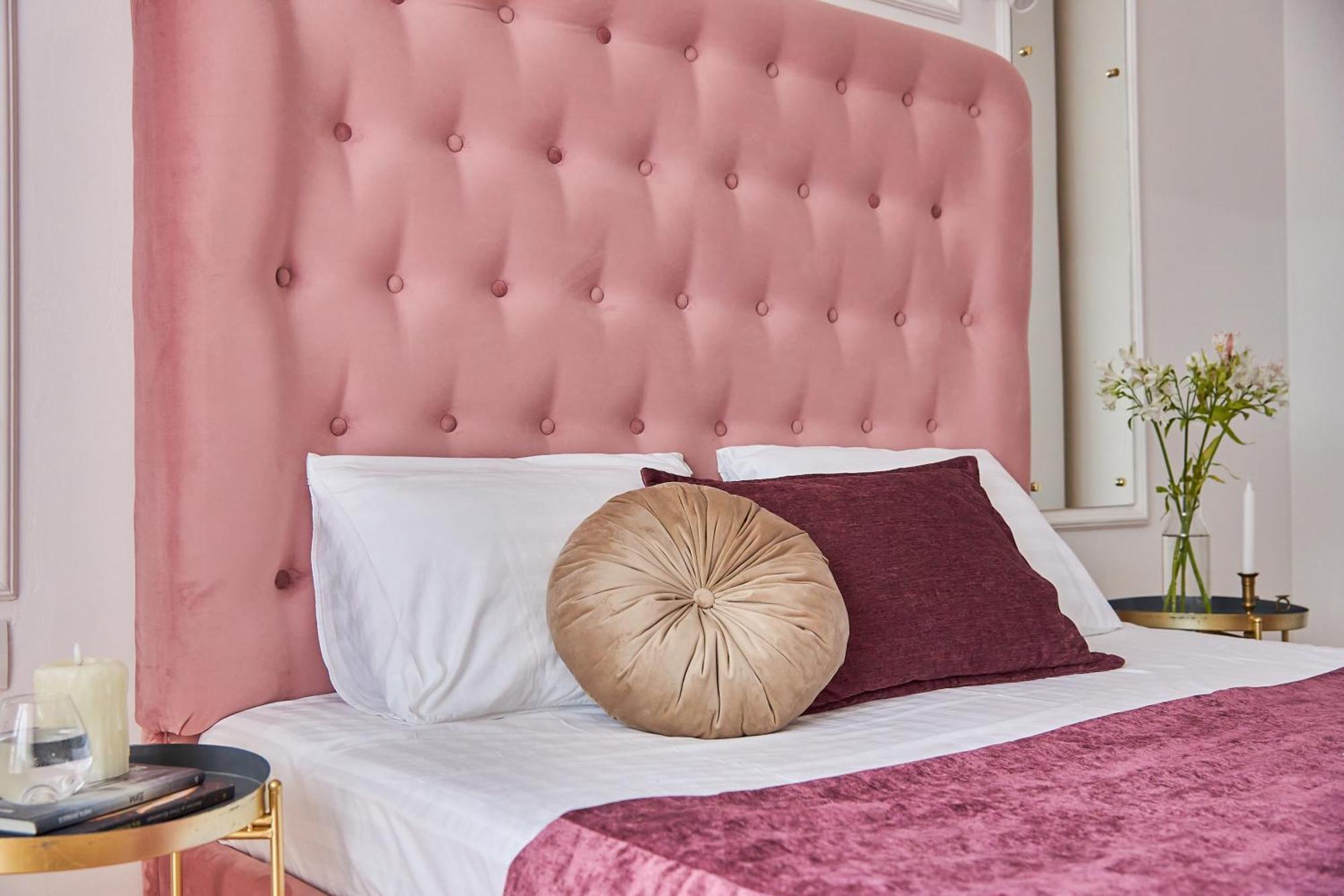 Lux Apartment Мукачеве Екстериор снимка